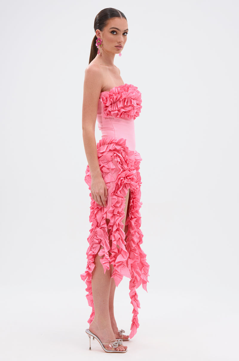 CITY LIGHTS RUFFLE MIDI DRESS IN LIGHT PINK