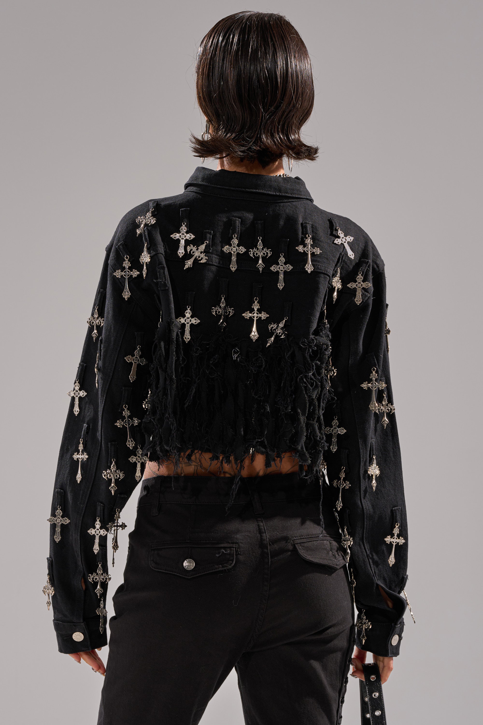 CROSS MY HEART ULTRA CROP DENIM JACKET