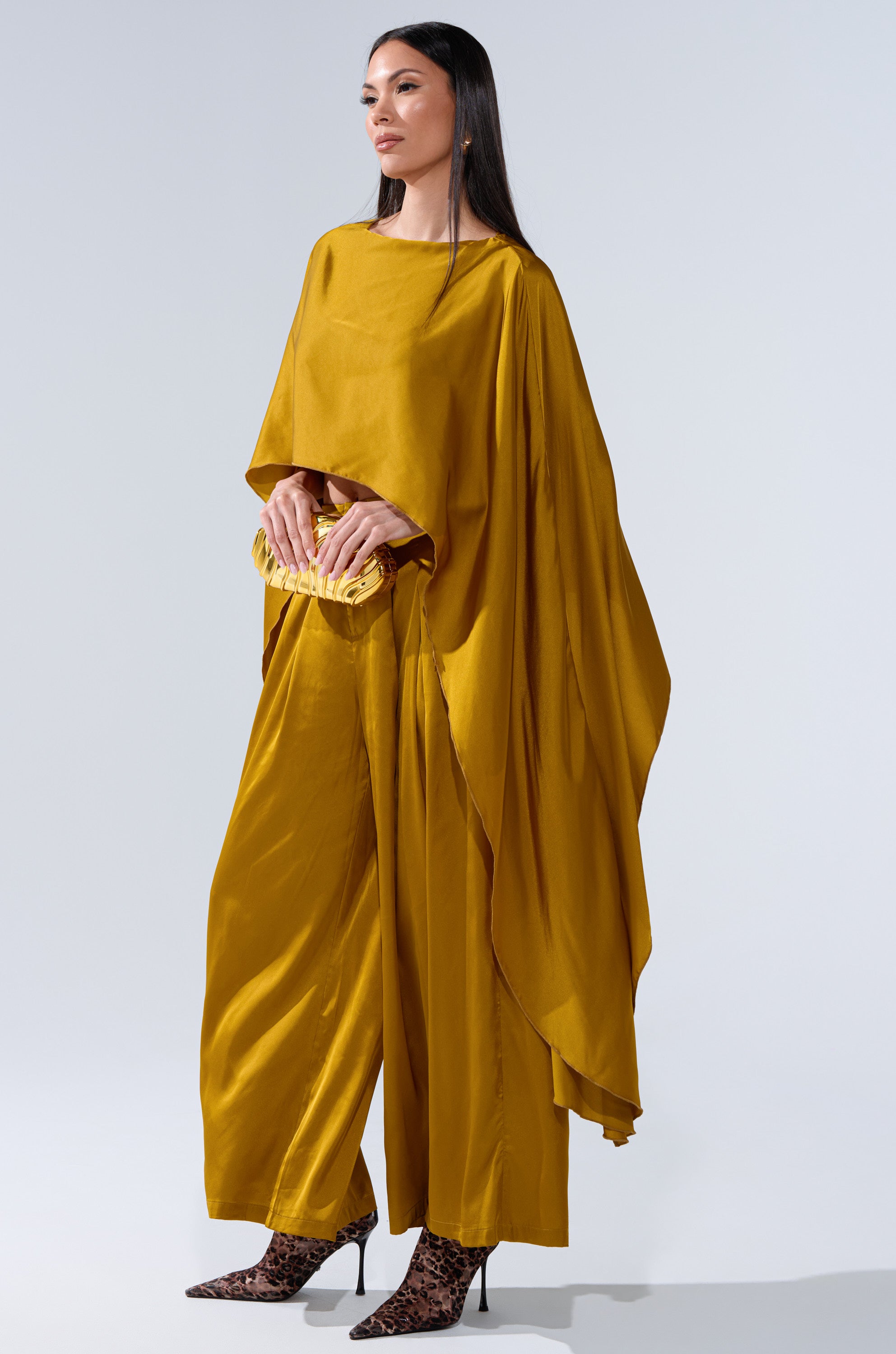 COCKTAIL HOUR BLOUSE IN MUSTARD