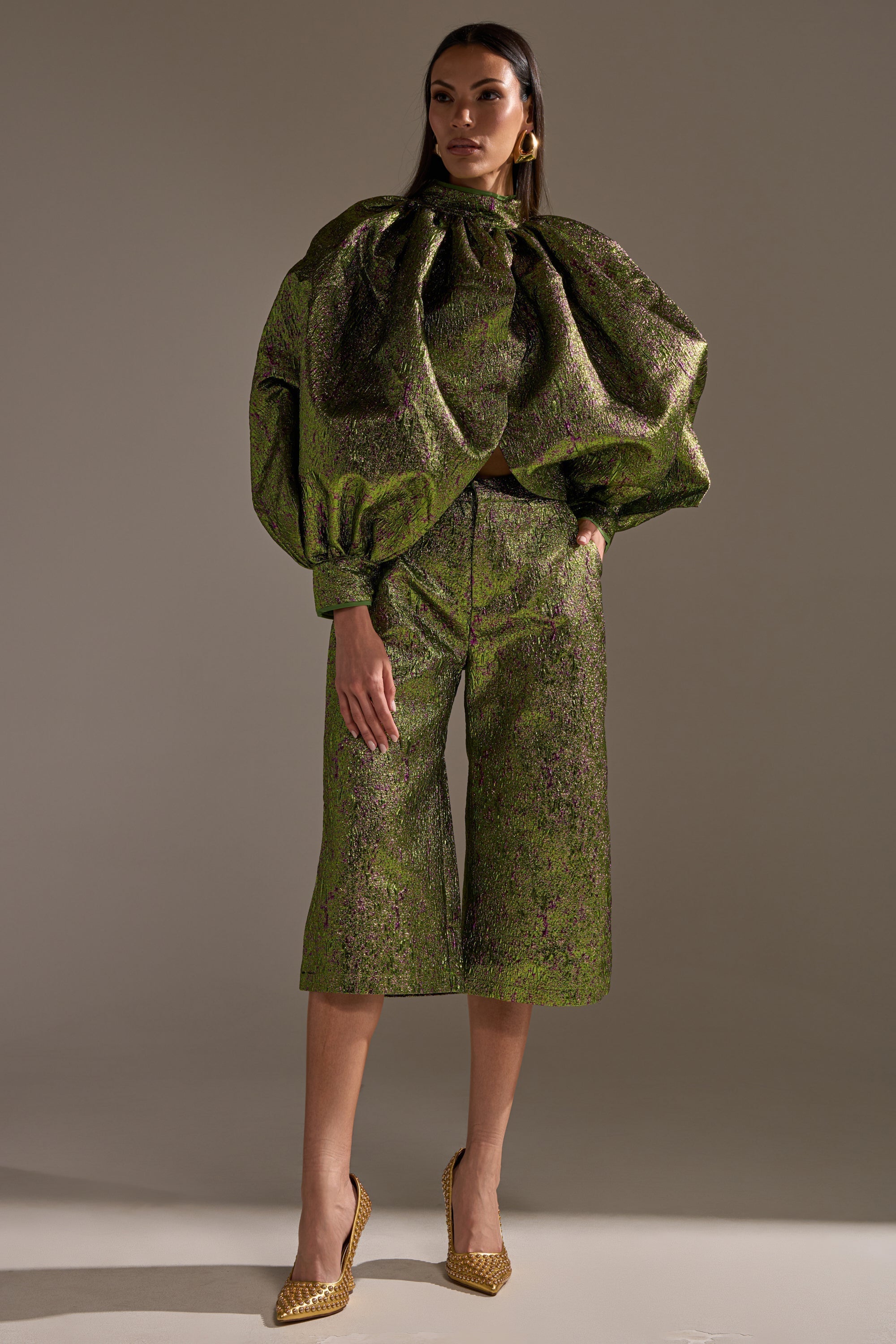 LAYLA BROCADE PUFF SLEEVE MOCK NECK TOP