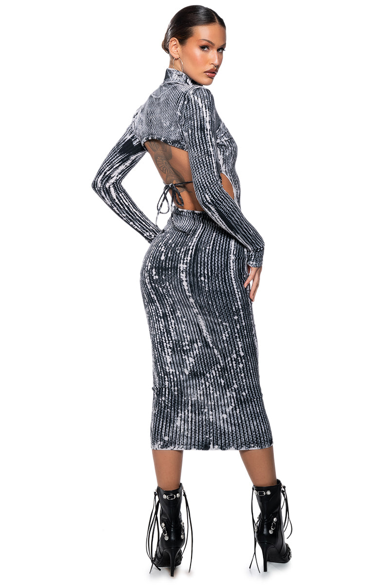 AUBBREE OPEN BACK MIDI DRESS