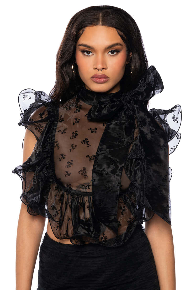 FLOUNCY RUFFLED TOP
